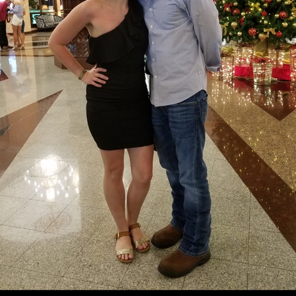 Lulu's Dreamy Night black one shoulder ruffle bodycon mini dress size M - Picture 3 of 4